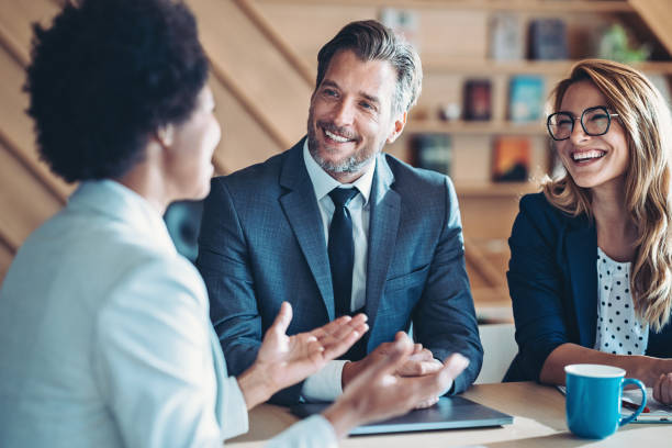 Les dirigeants les plus lucides sont souvent les plus lents à trancher. Voici pourquoi — et quand ça devient un problème.